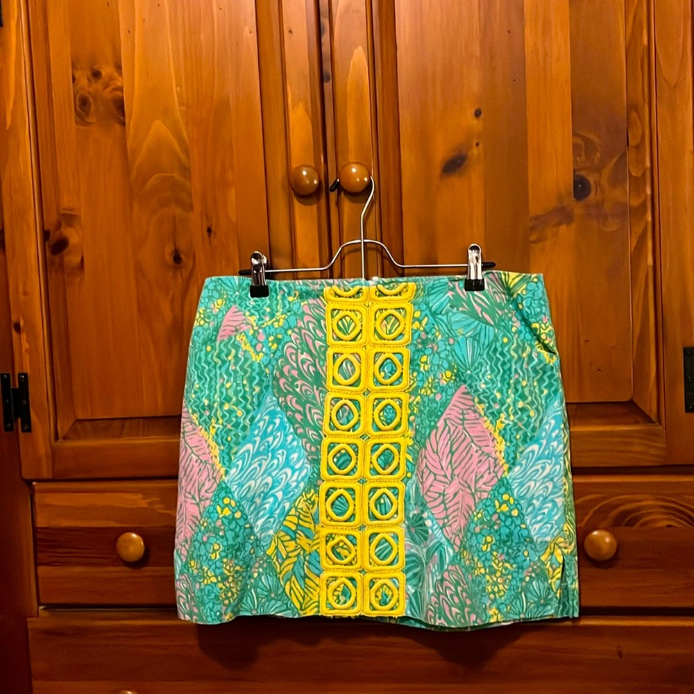 Vintage Lilly Pulitzer skort in great condition.